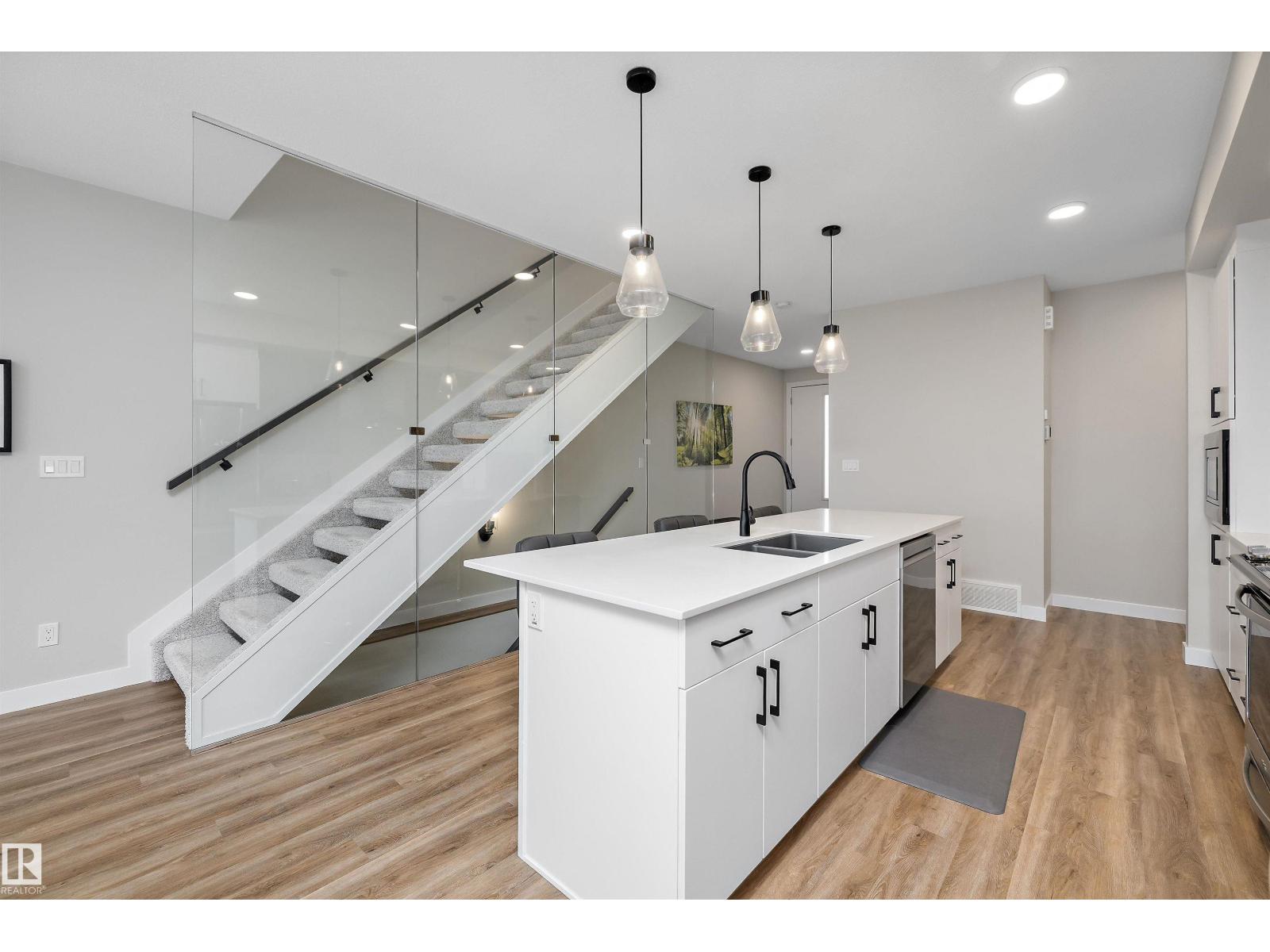 2316 KELLY CIRCLE CI SW - 10