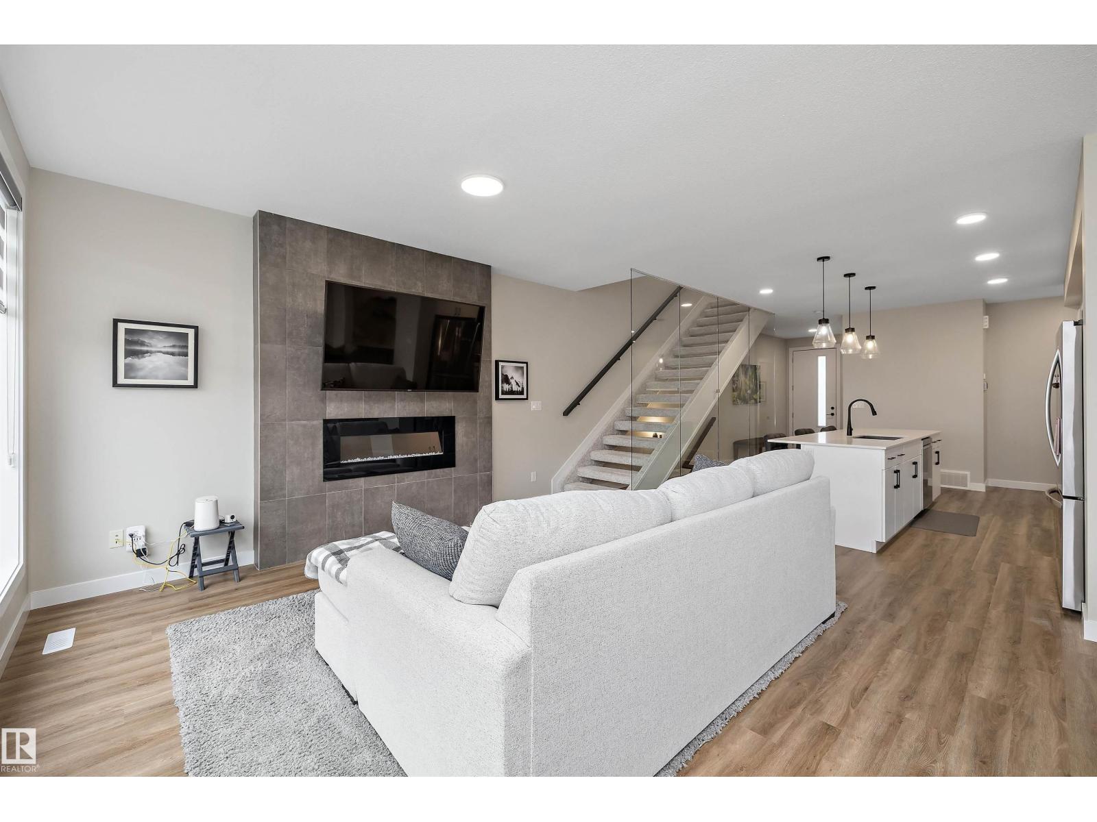 2316 KELLY CIRCLE CI SW - 15
