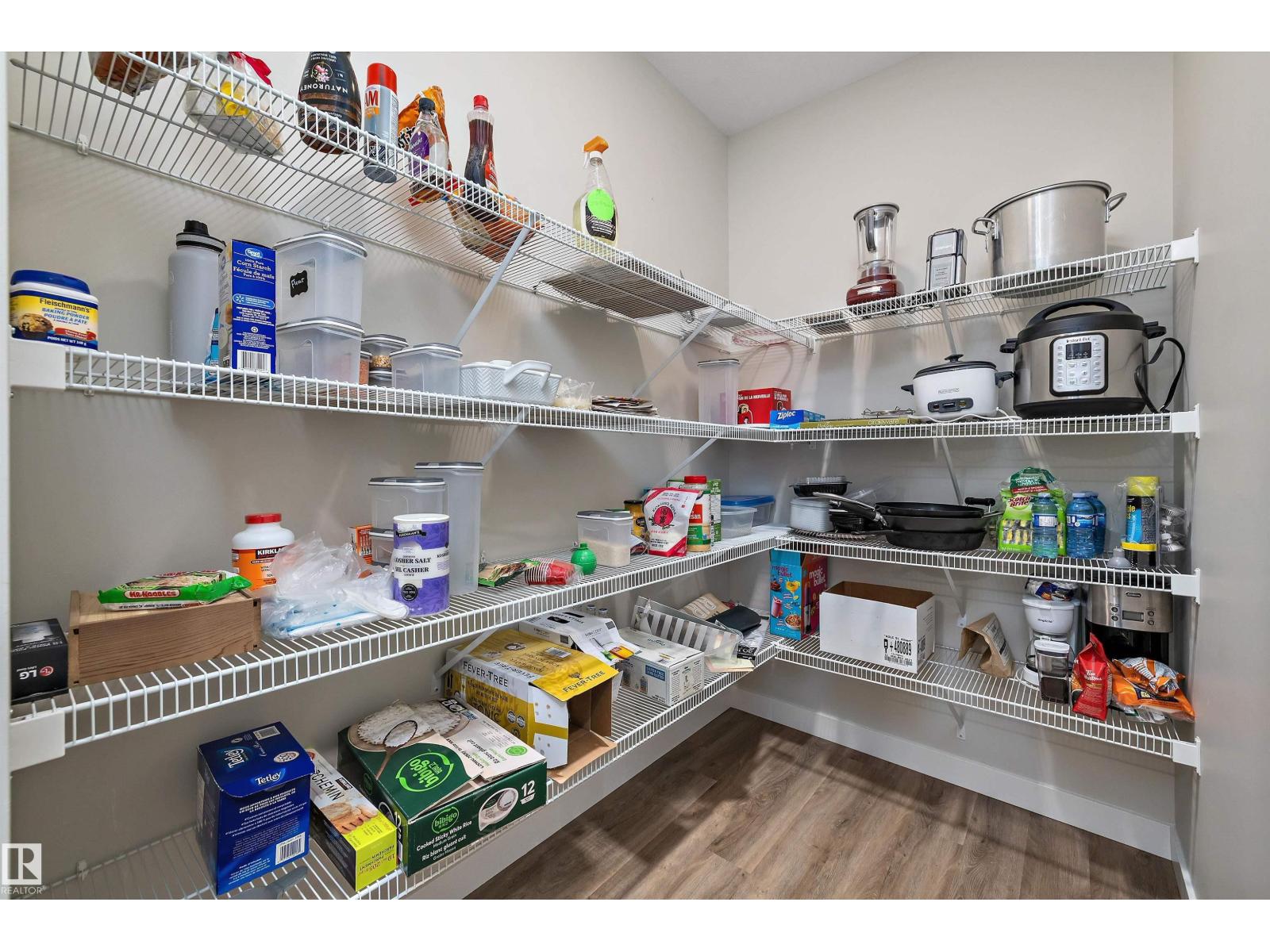 2316 KELLY CIRCLE CI SW - 21