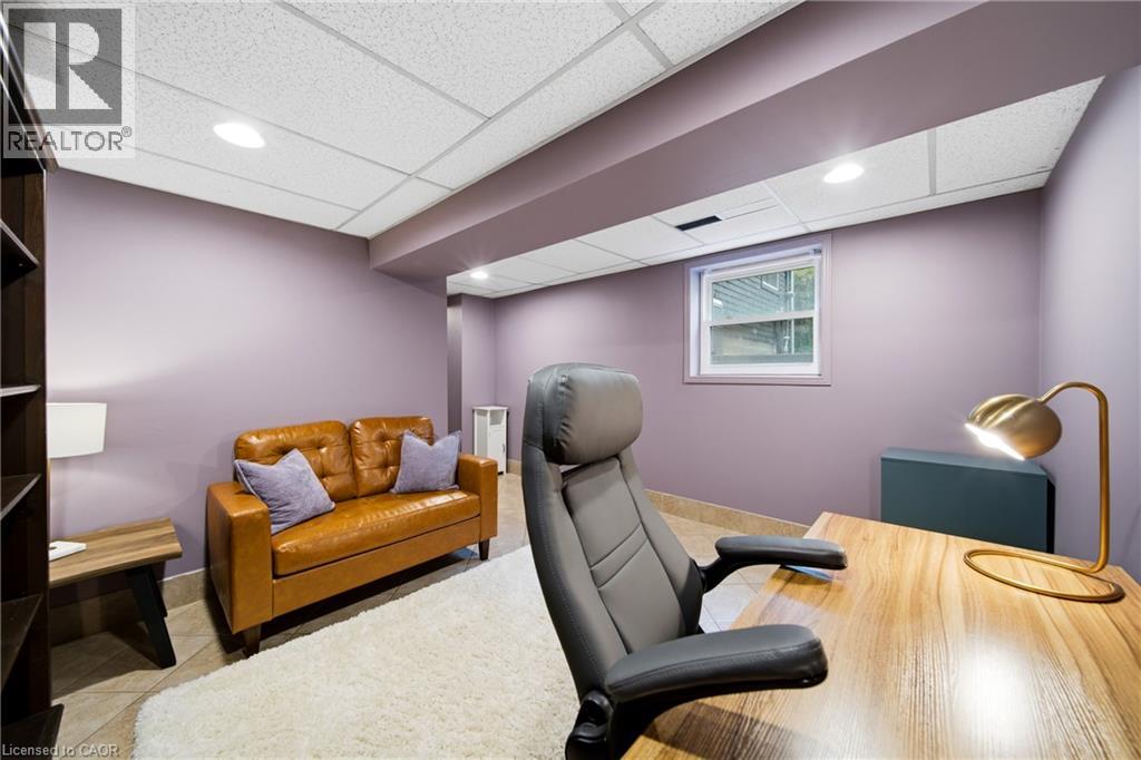 1282 GOVERNORS Road - Image 40
