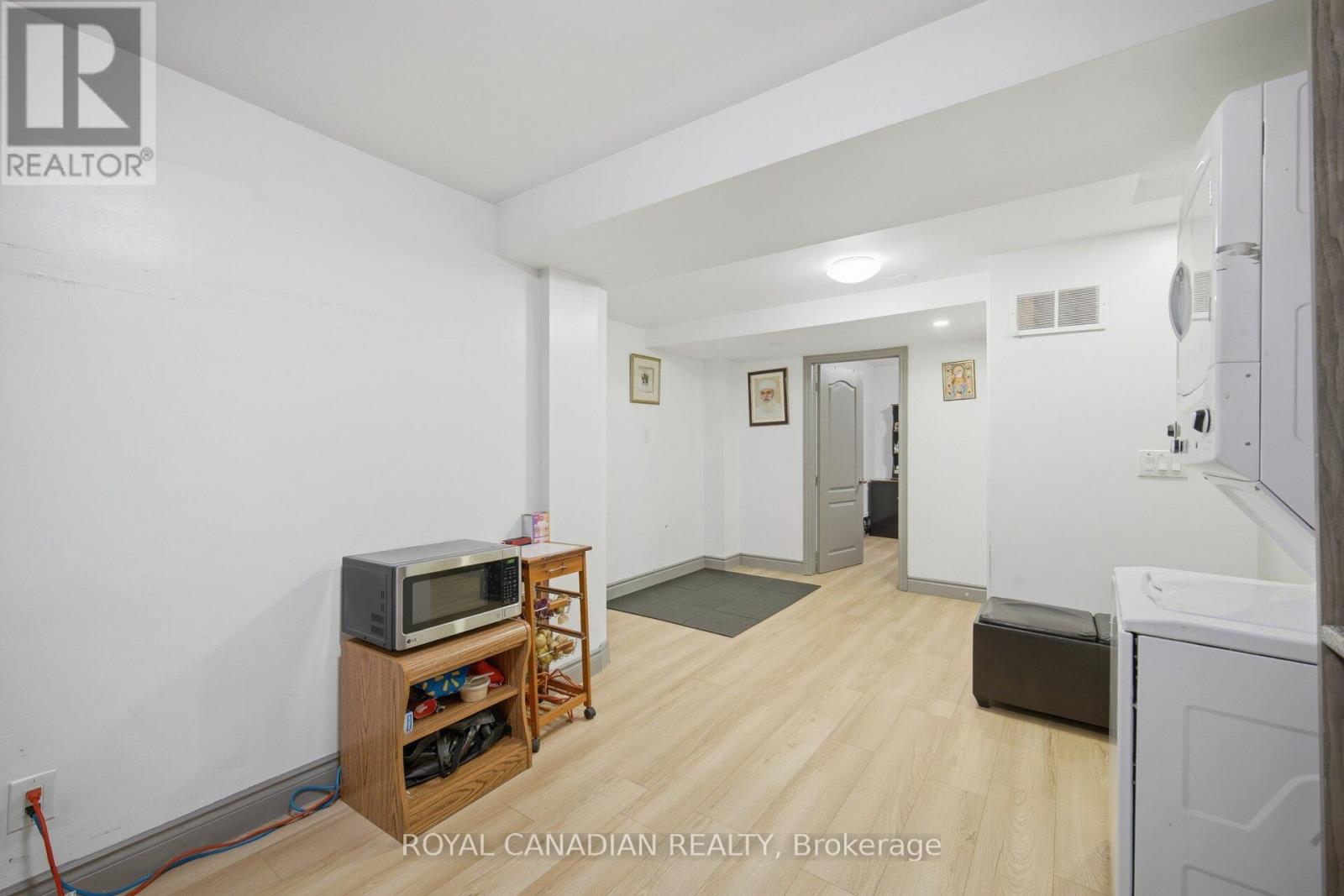 88 OLDE TOWN ROAD - Image 37