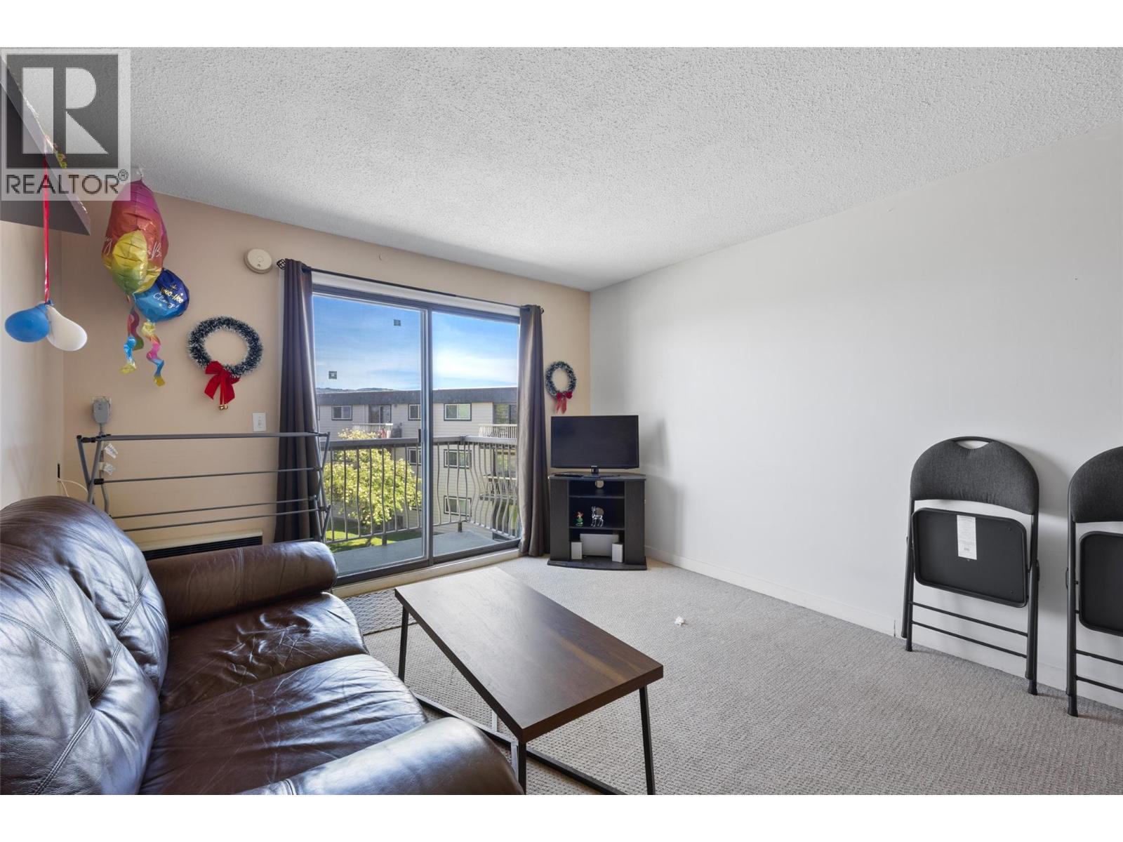 #18 1595 SUMMIT Drive - Image 9