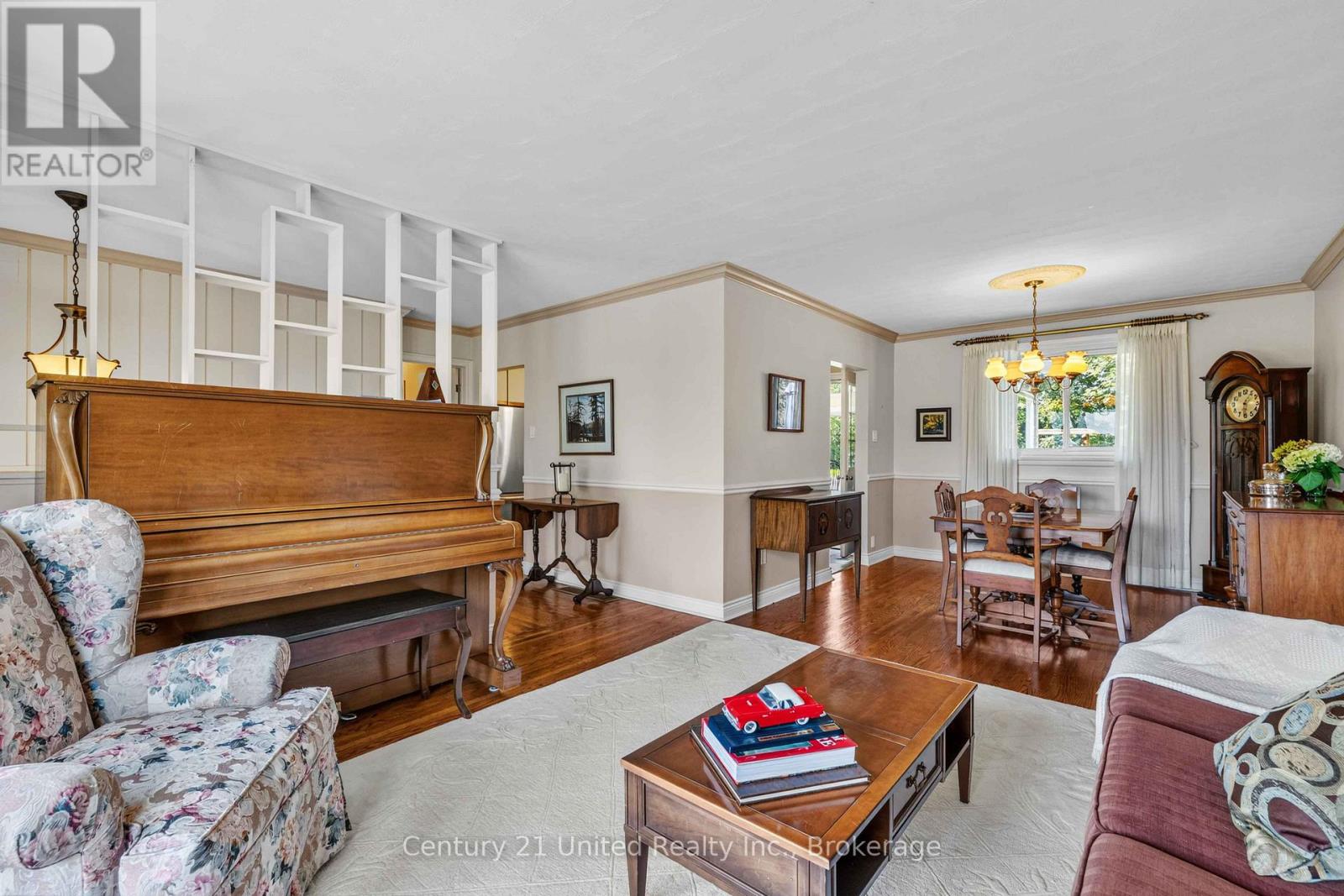 122 EARLWOOD DRIVE - Image 10