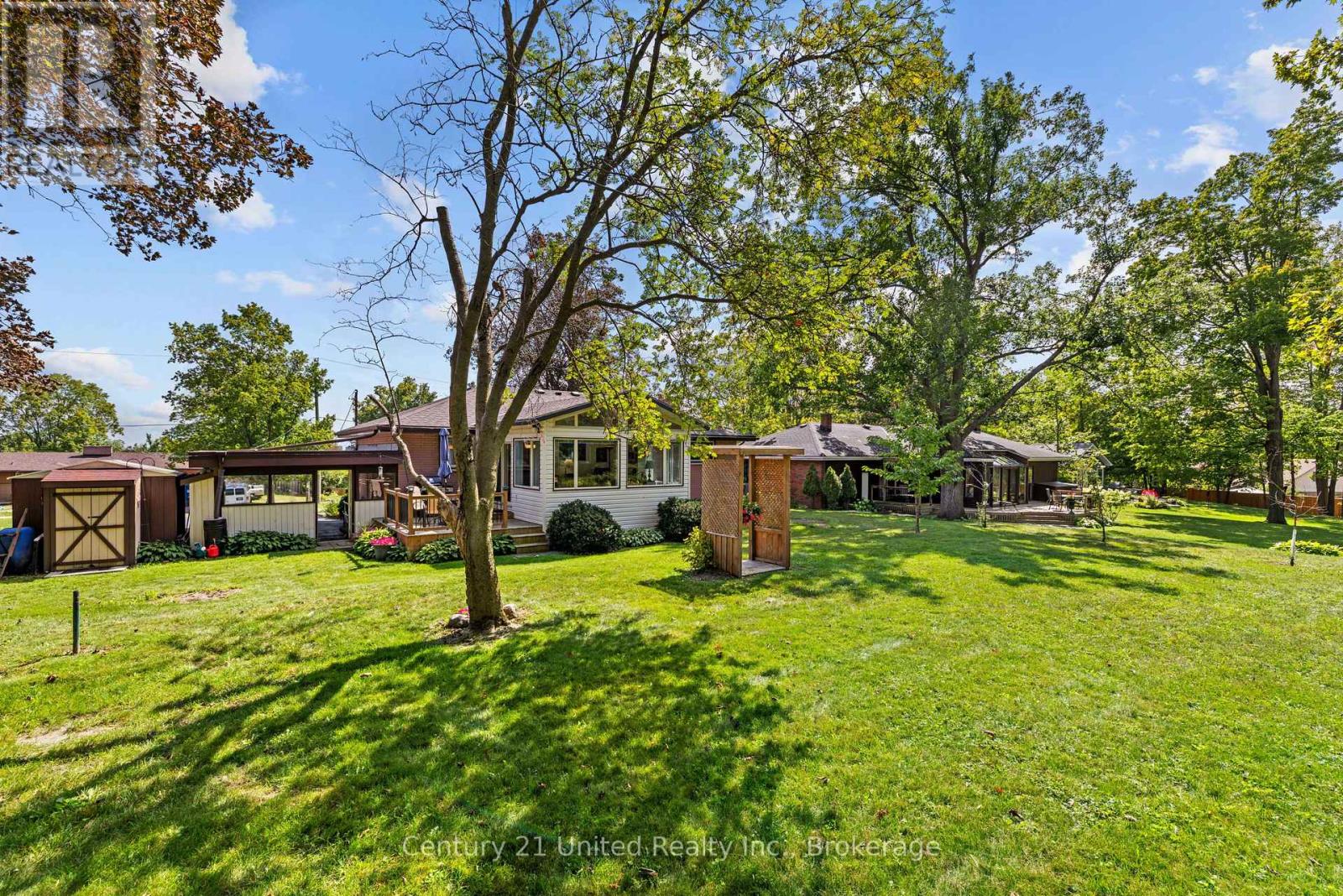 122 EARLWOOD DRIVE - Image 3