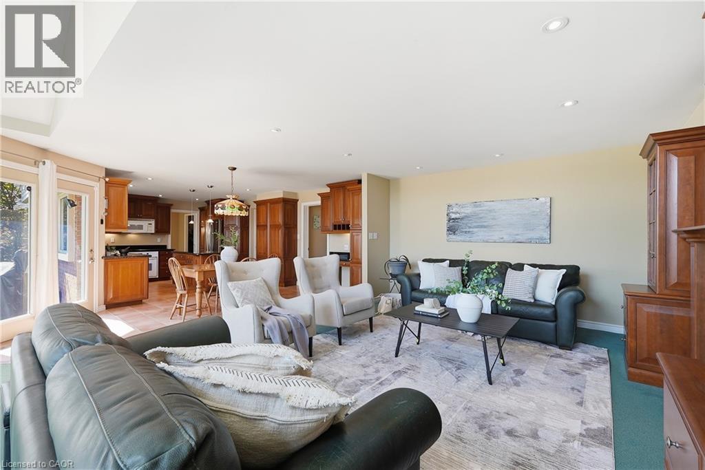 46 DEVILS CREEK Drive - Image 23