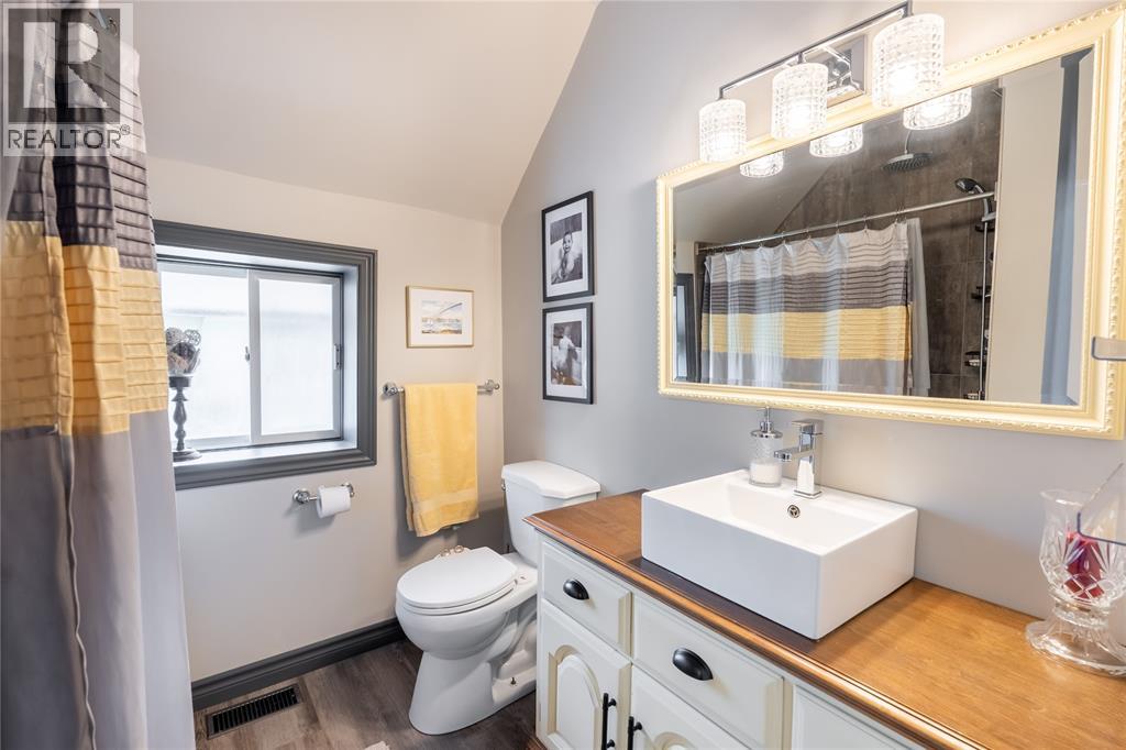 45 THOMPSON STREET - 23