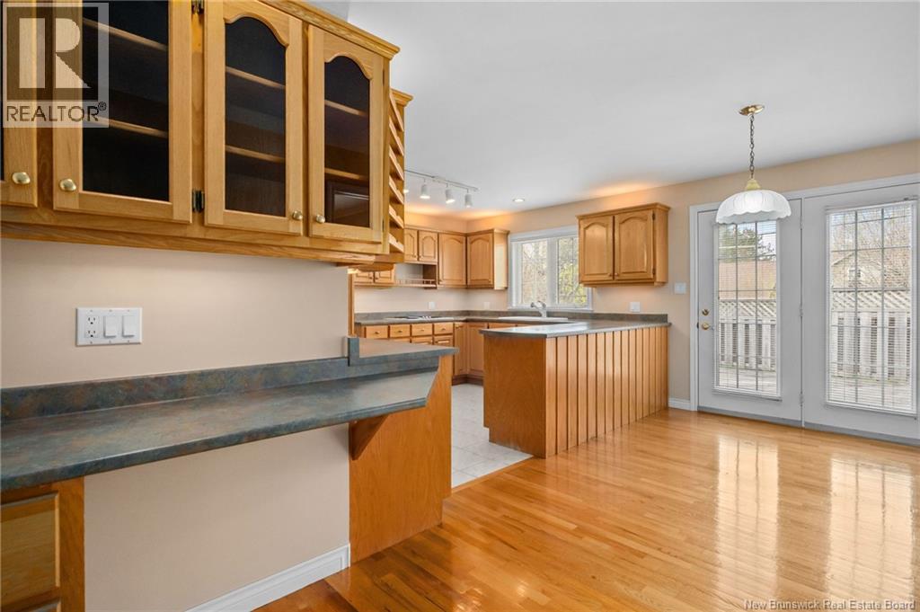 215 Olive Street - Image 13