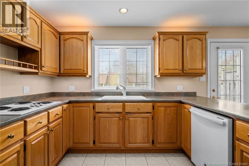 215 Olive Street - Image 11