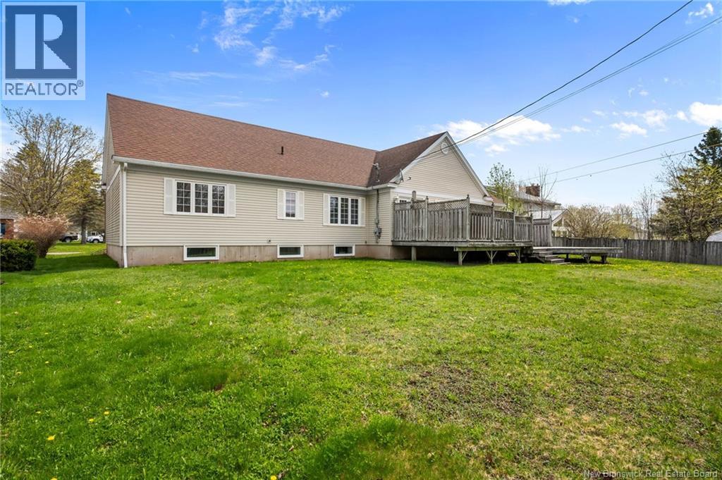 215 Olive Street - 48