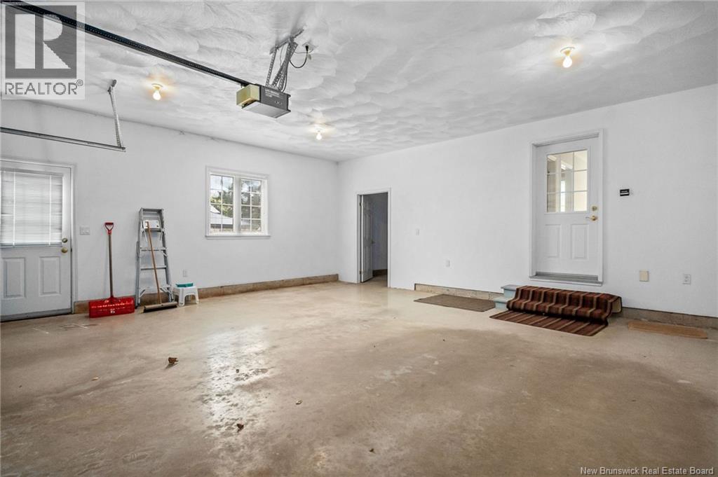 215 Olive Street - Image 44