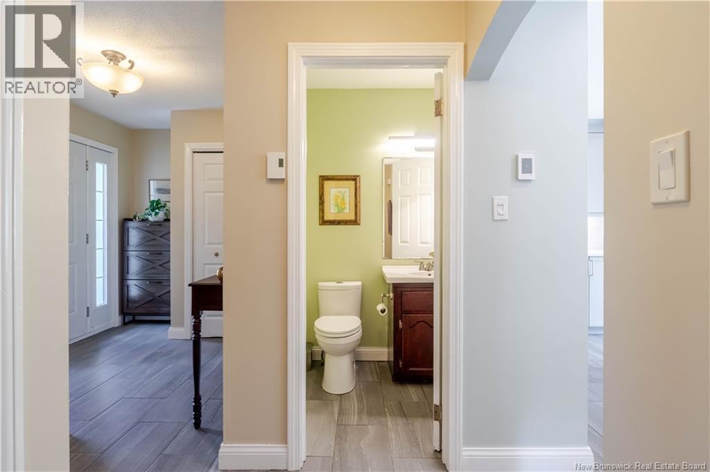 38 Pine Ridge Avenue - Image 23