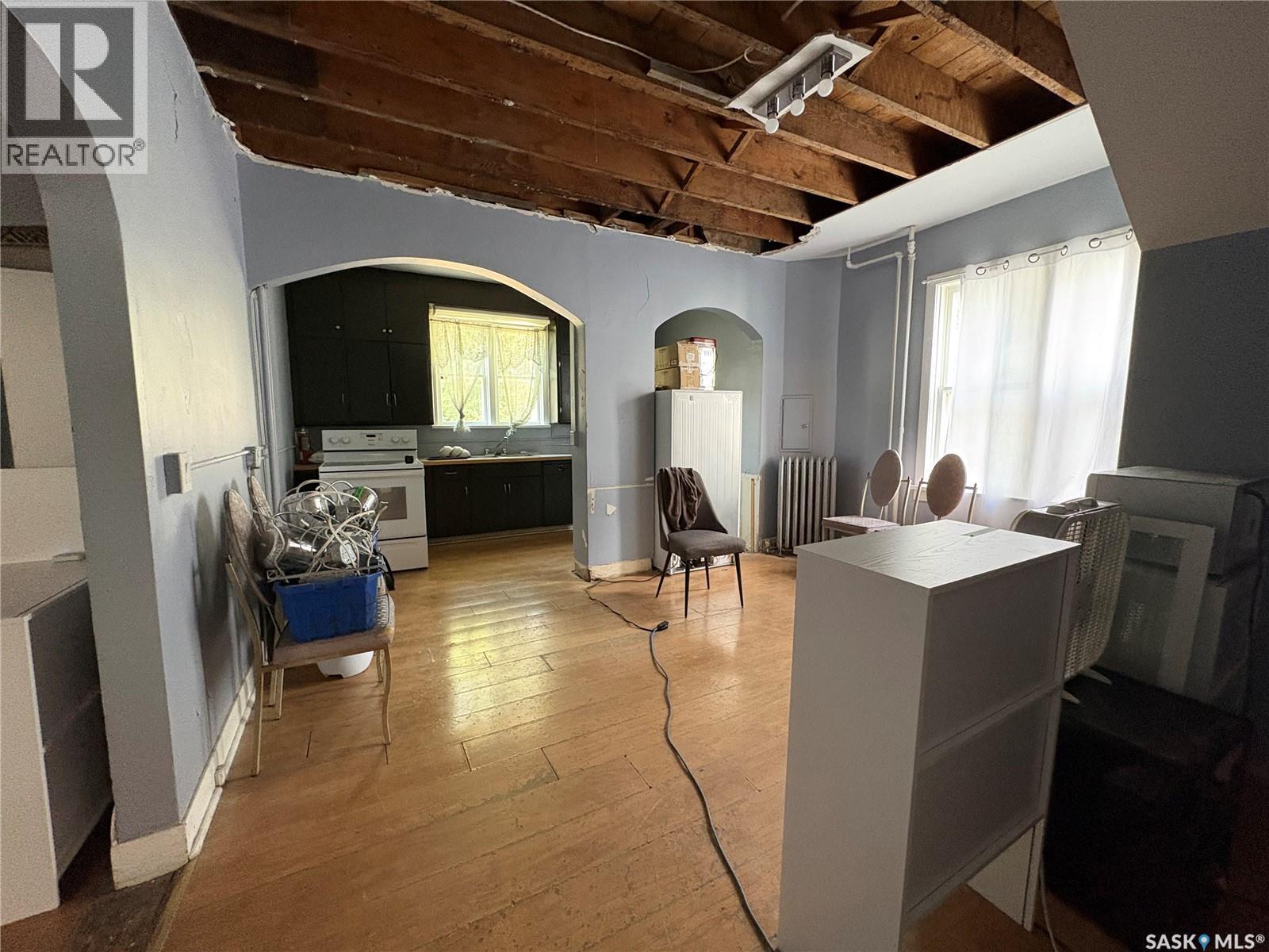 138 Fourth AVENUE N - Image 8