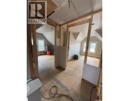 138 Fourth Avenue N, Yorkton, SK S3N1A7 Photo 17