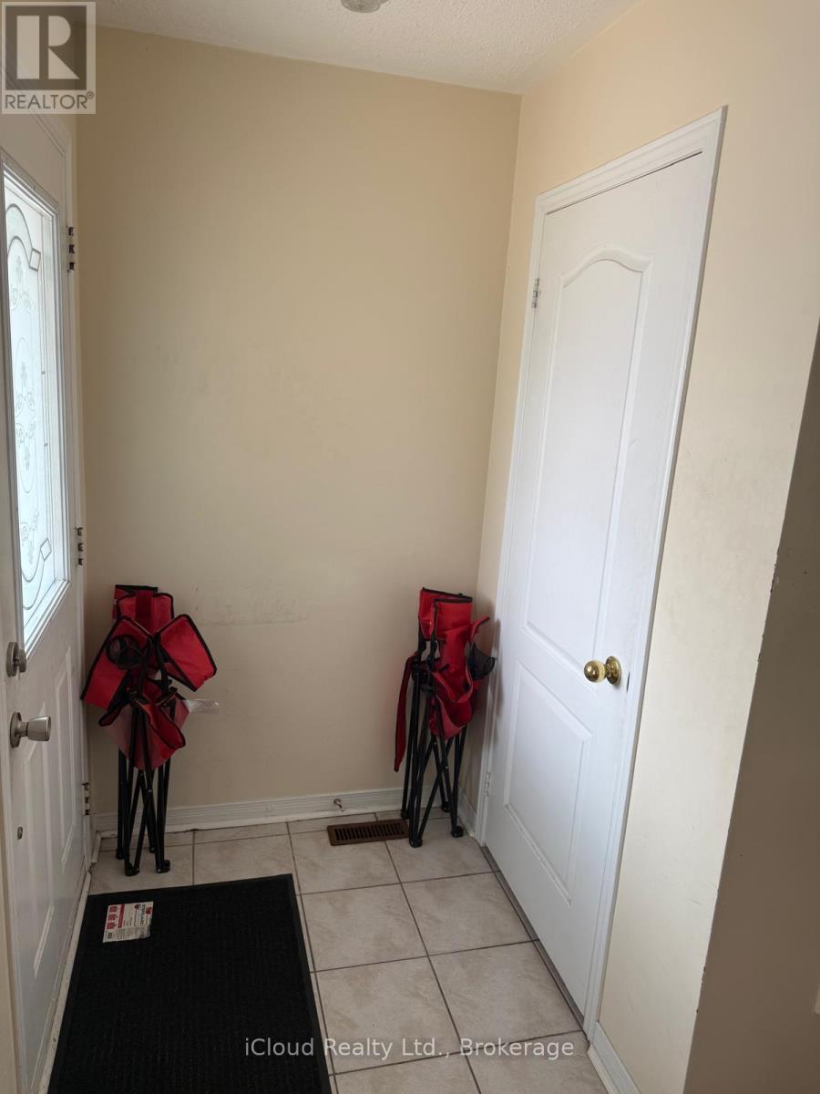 5 Flatlands Way, Brampton (Sandringham-Wellington), Ontario, L6R2B5, Brampton (Sandringham-Wellington), Ontario — photo 5 of 5