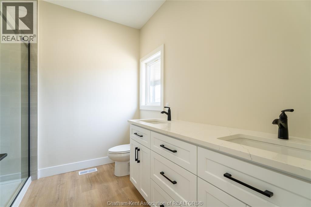 56 LANTERN LANE - Image 26