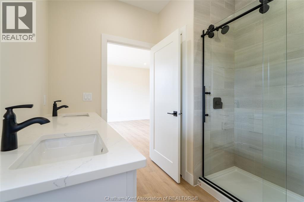 56 LANTERN LANE - Image 29