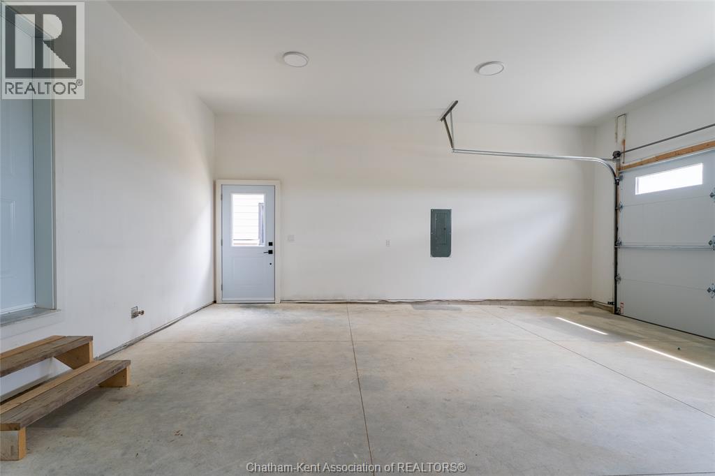 56 LANTERN LANE - Image 41