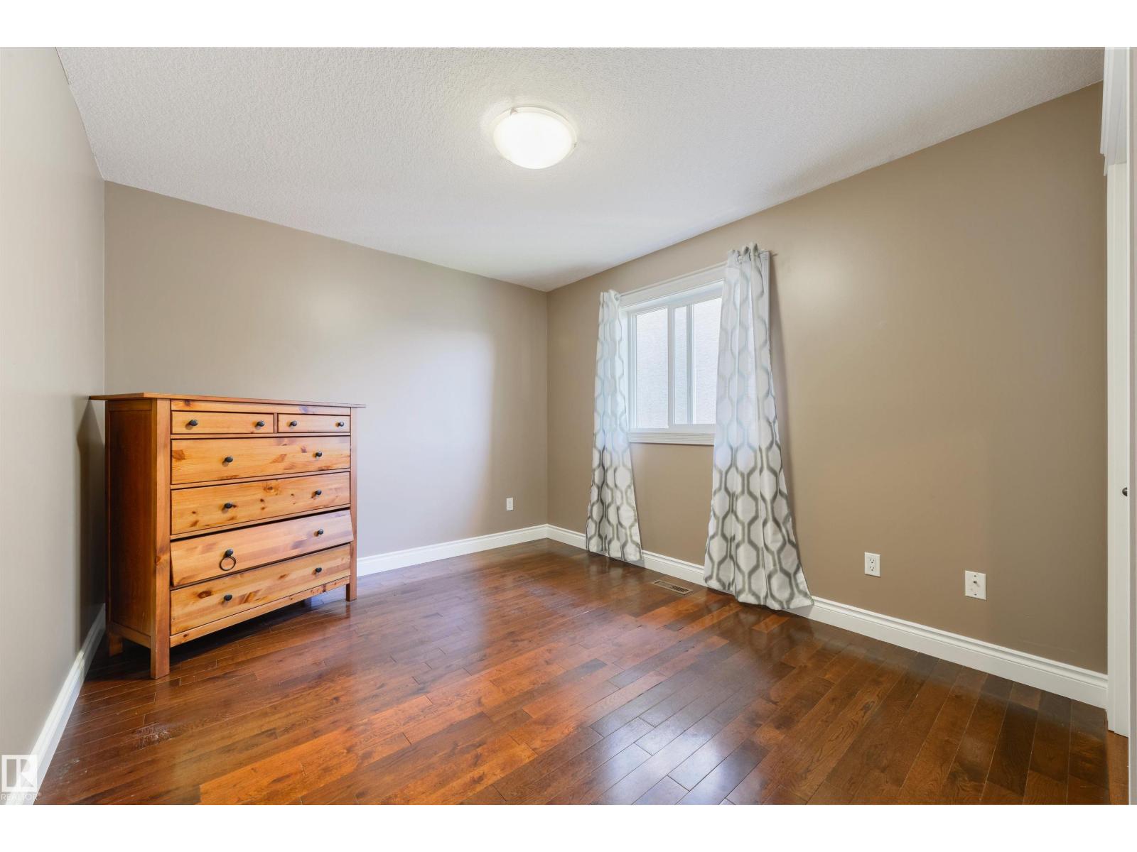5911 166 AV NW - Image 27