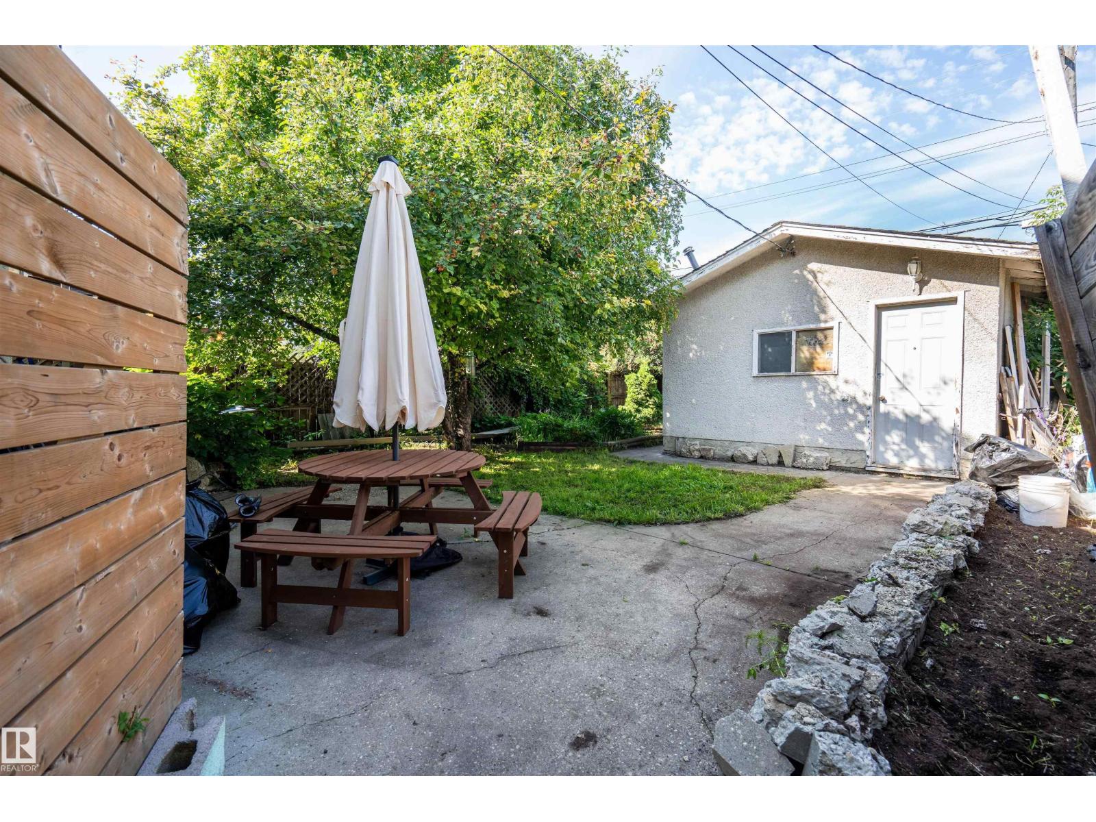 11506 94 ST NW - 22
