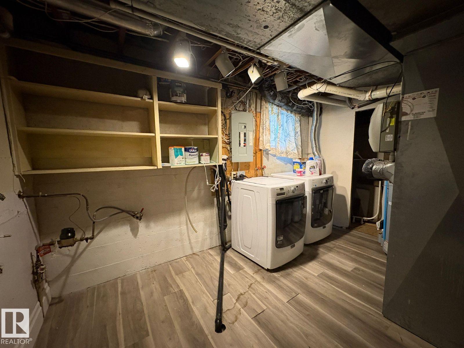 9733 143 ST NW - Image 21