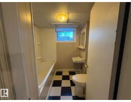 9733 143 St Nw, Edmonton, AB T5N2R3 Photo 23
