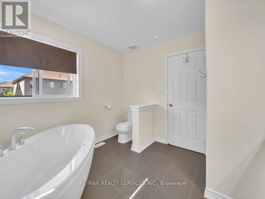 9 FITZGERALD STREET - 21
