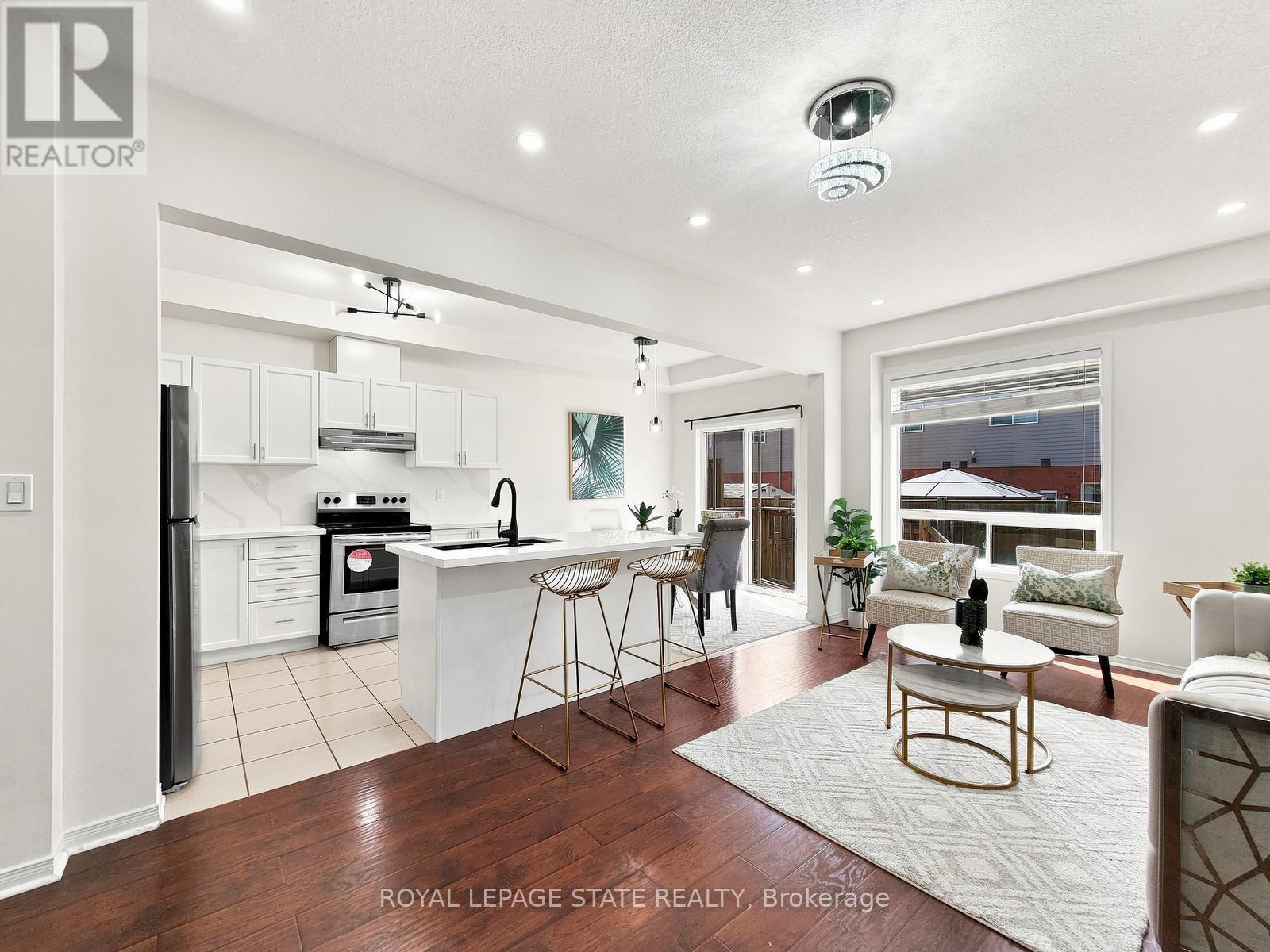 128 PALACEBEACH TRAIL - 5