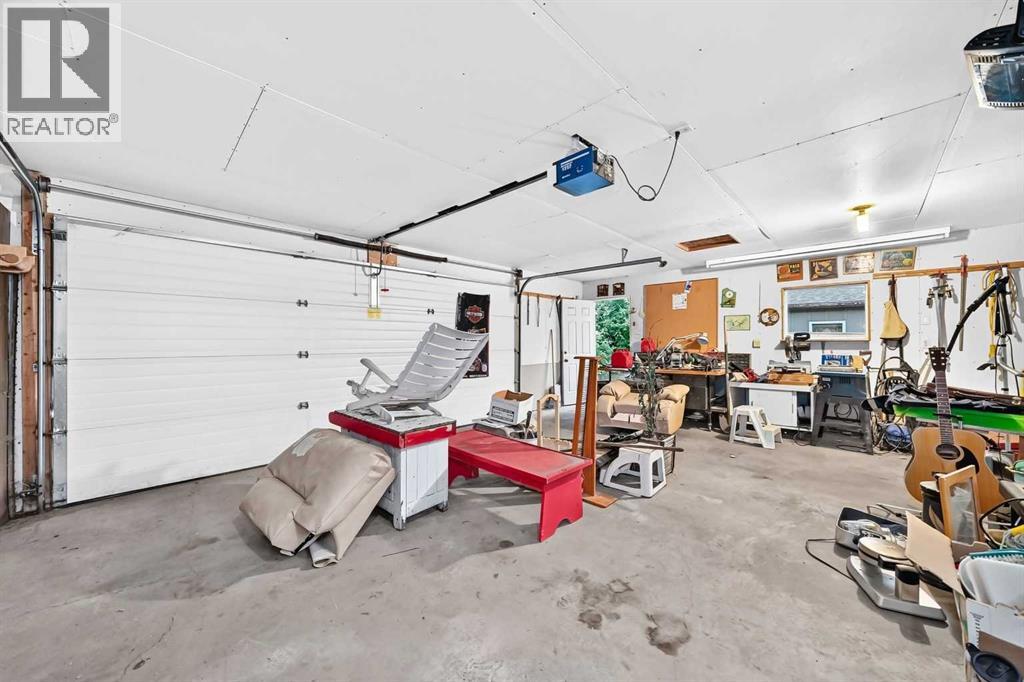 728 Willacy Drive SE - 25