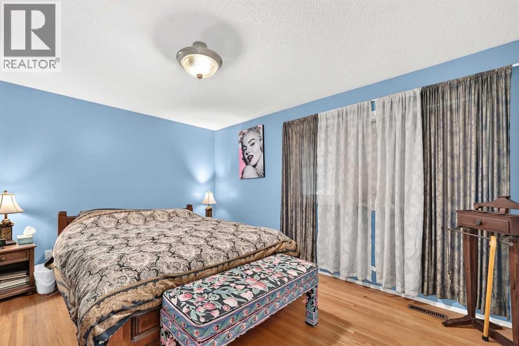 728 Willacy Drive SE - 6