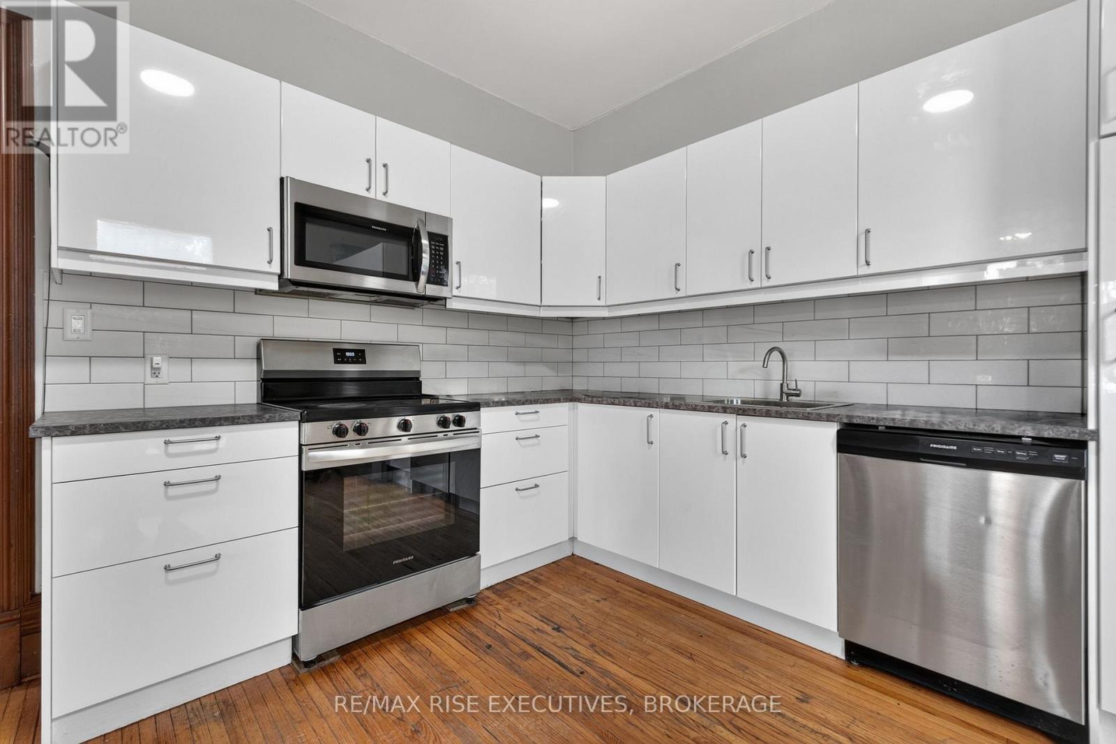 229 ALFRED STREET - 16