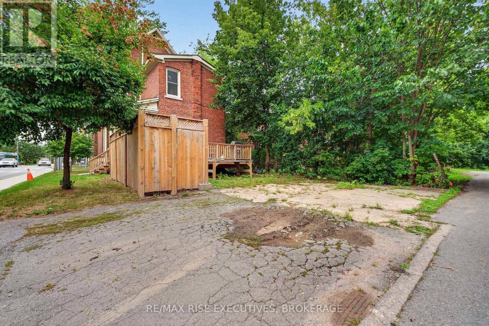 229 ALFRED STREET - 44
