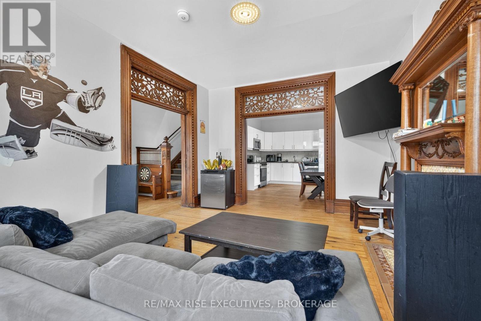 229 ALFRED STREET - Image 9