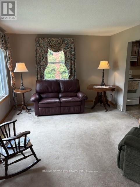 28 DIEPPE DRIVE - Image 4