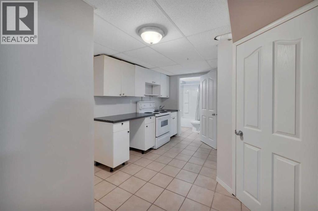 1 Forest Close - Image 18