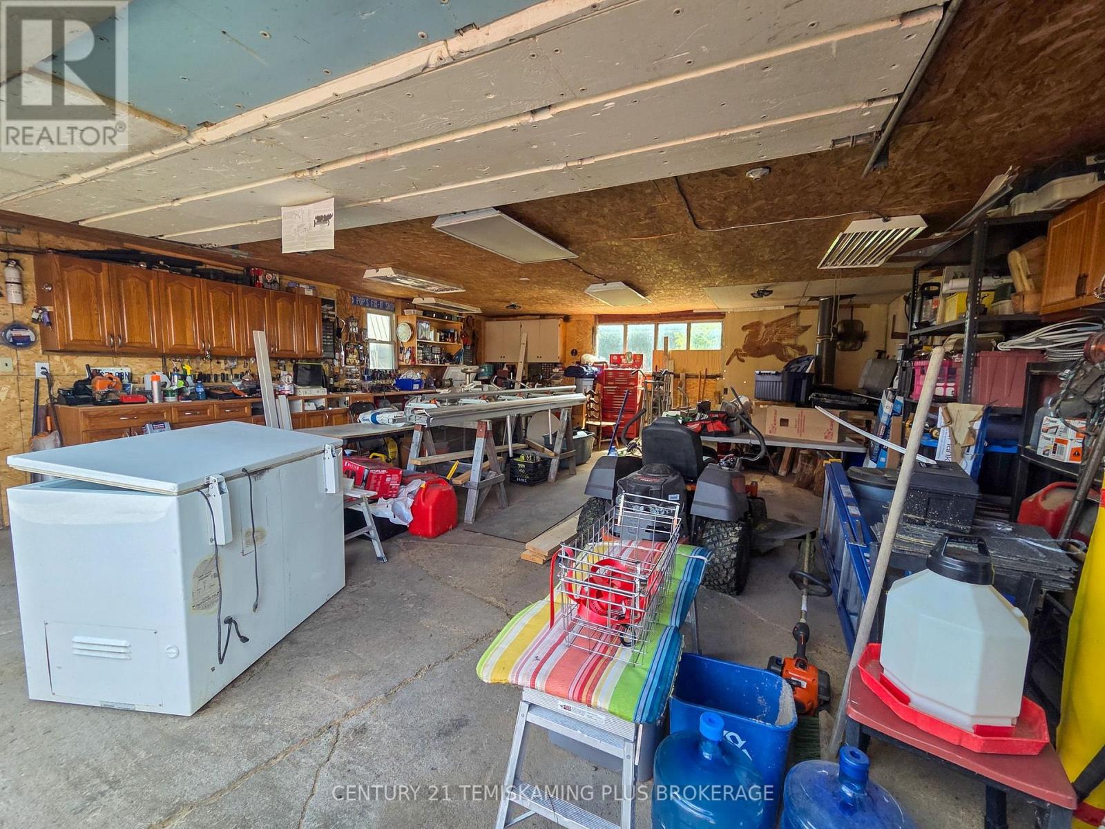704344 ROCKLEY ROAD - Image 31