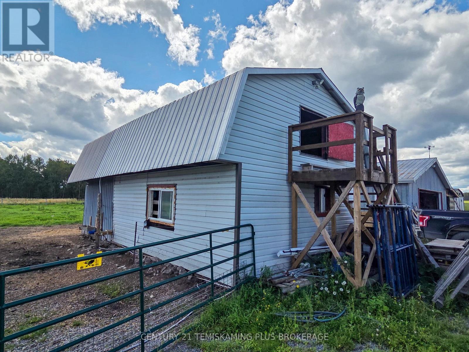 704344 ROCKLEY ROAD - Image 33