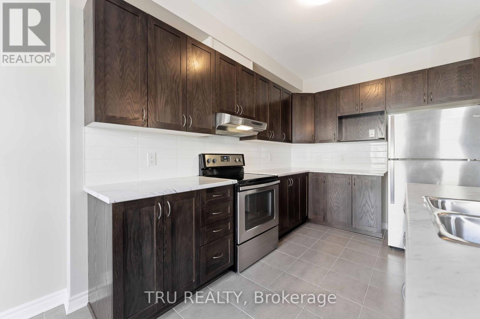 236 YELLOWCRESS WAY - 9
