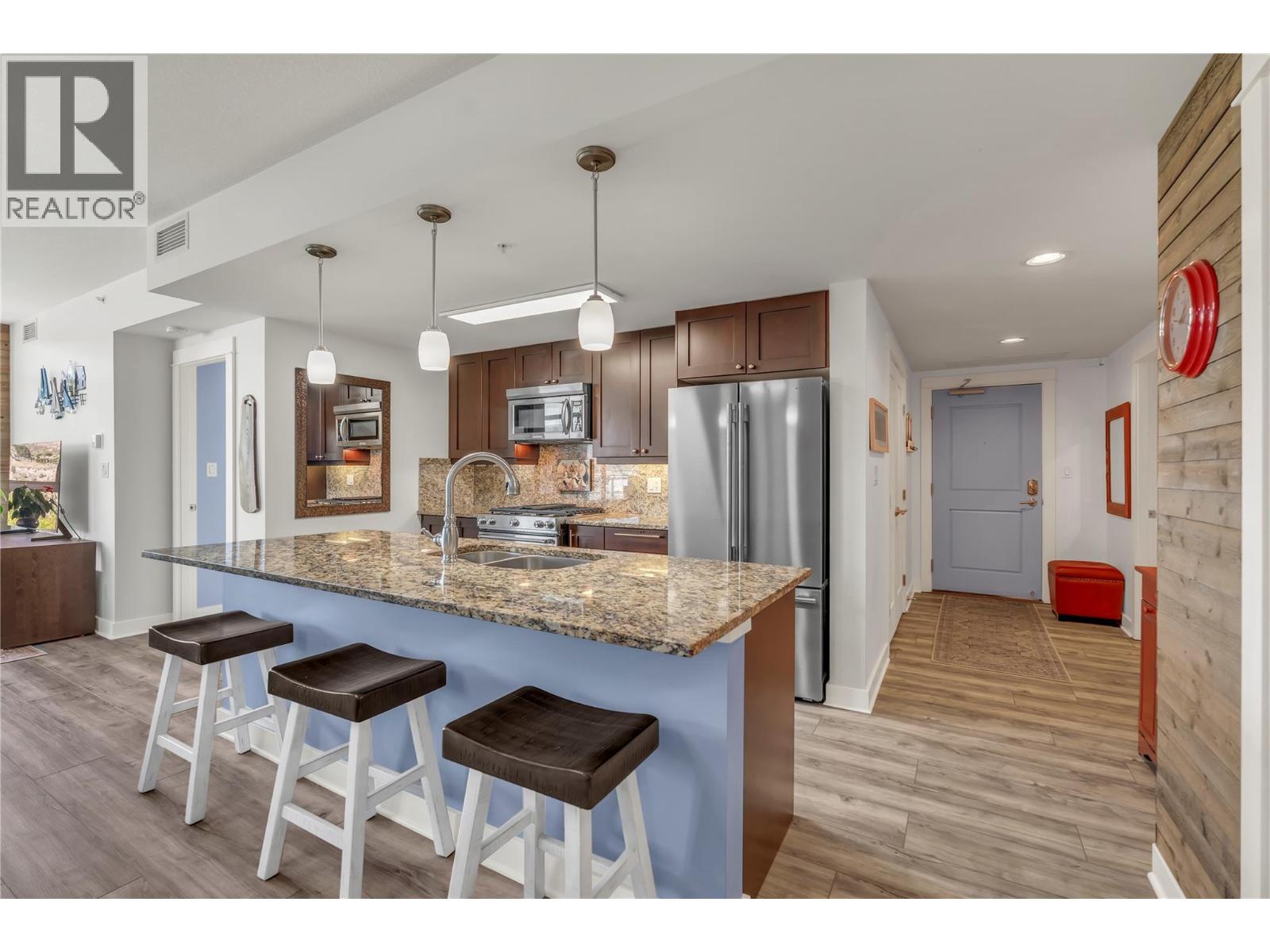 75 MARTIN Street Unit# 902, Penticton
