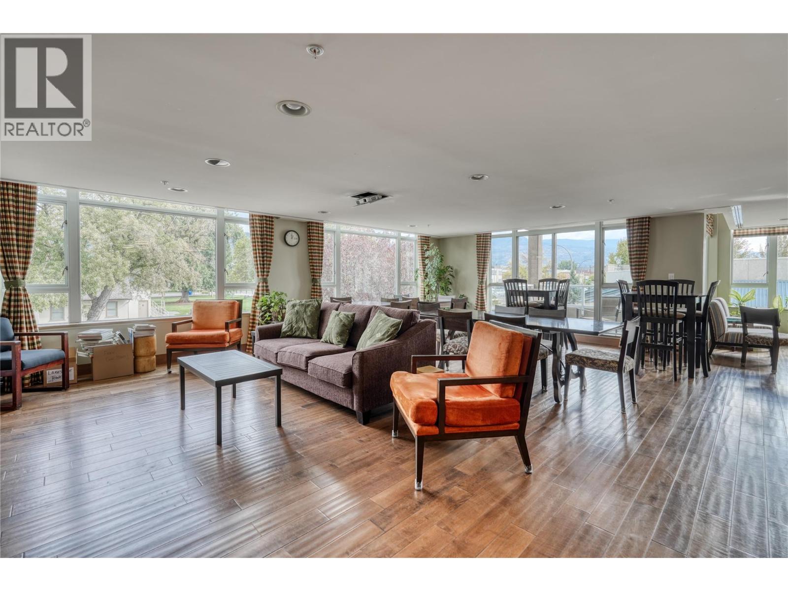75 MARTIN Street Unit# 902, Penticton