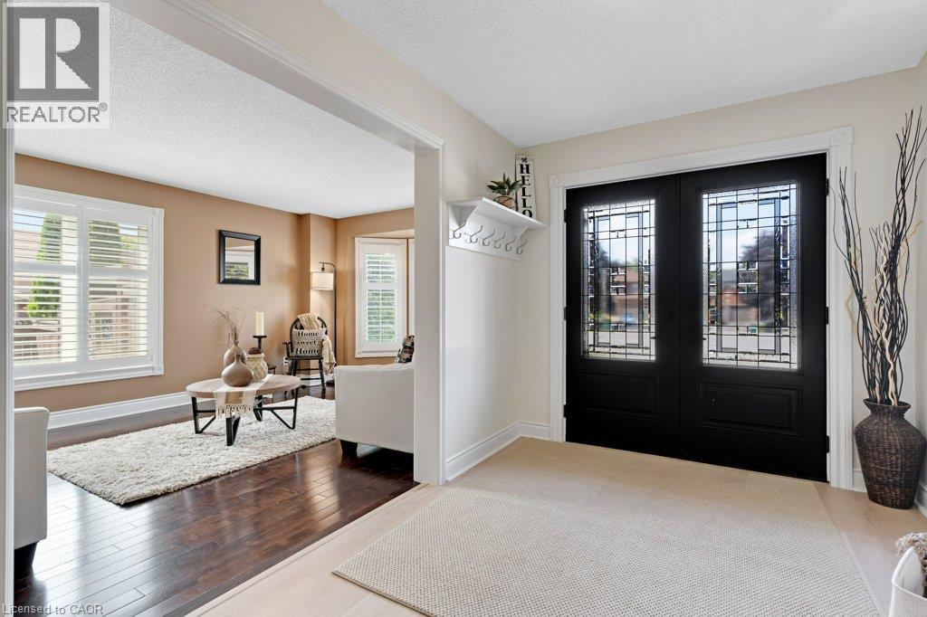 39 FALCON Court - Image 6