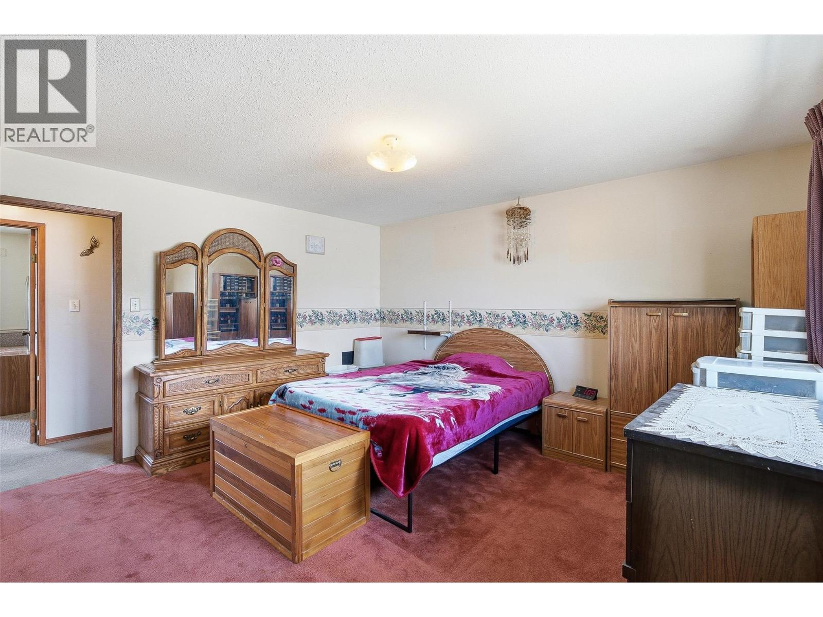 2613 Coutlee Avenue - Image 15