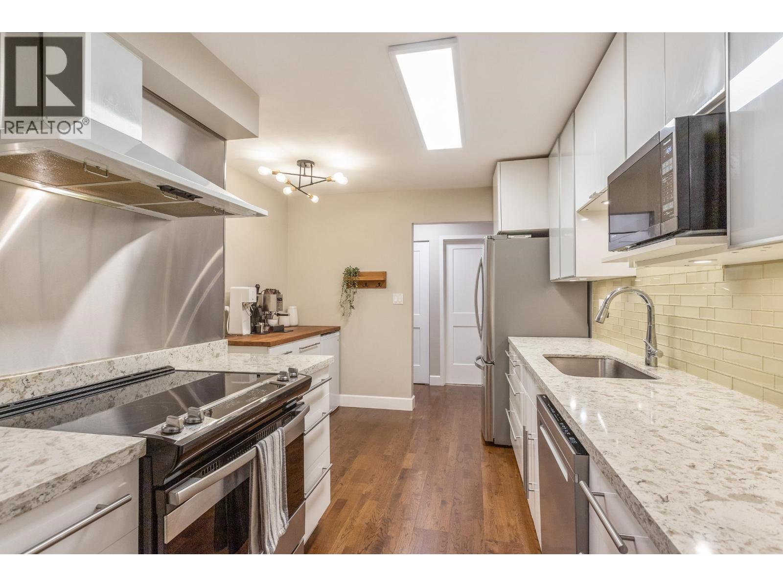 #209-8860 NO. 1 Road, Richmond