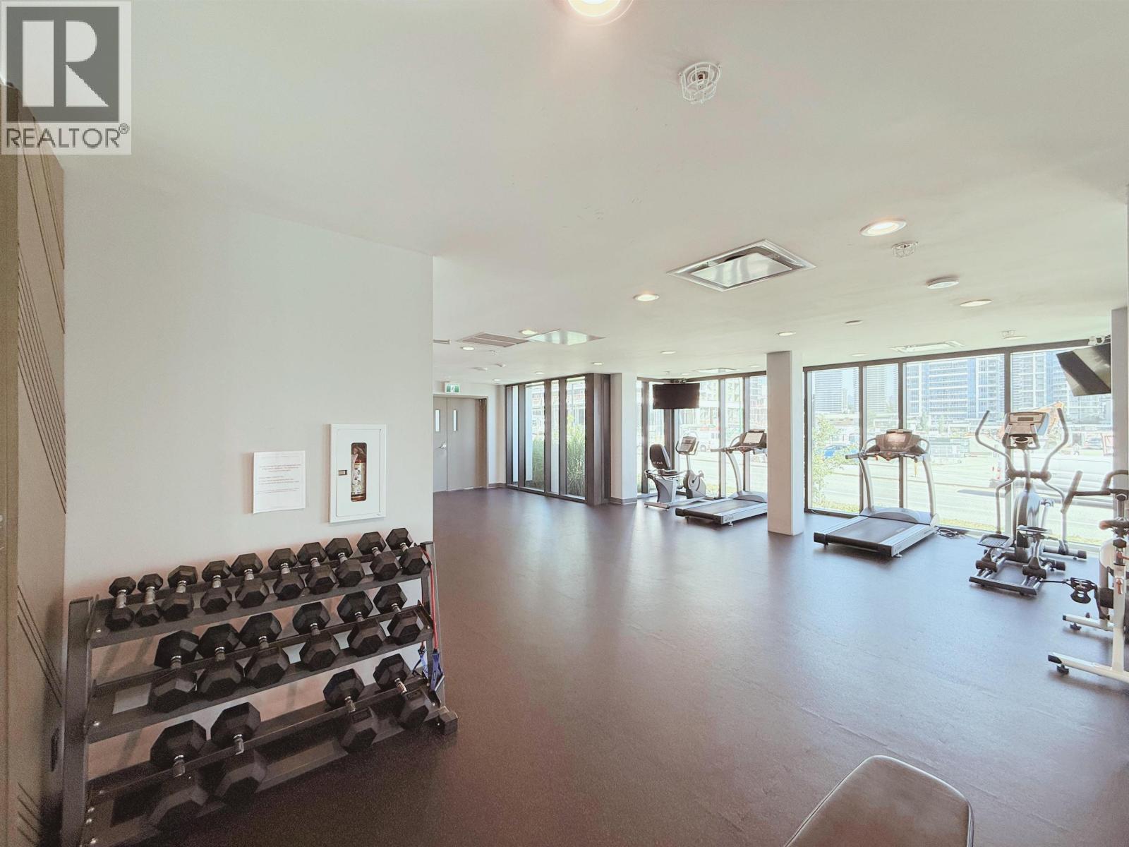 #602 4488 JUNEAU Street, Burnaby, British Columbia, V5C0M4, Burnaby, British Columbia — photo 4 of 5