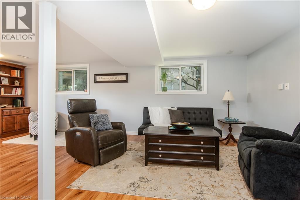 18 MAYBERRY Place - Image 34