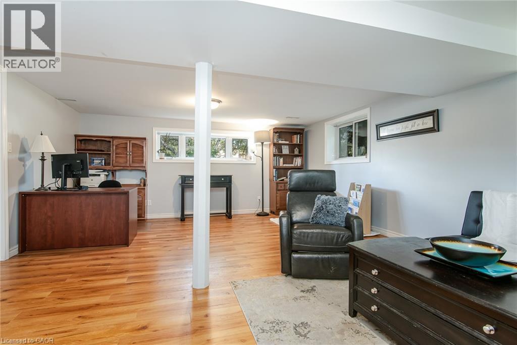 18 MAYBERRY Place - Image 35