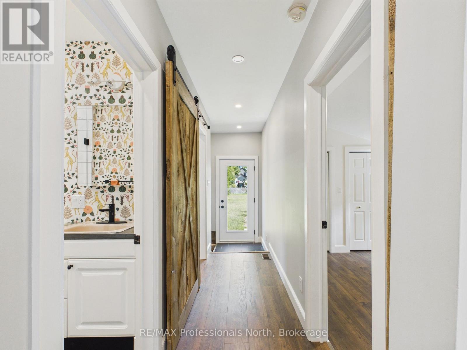 3 SPADINA AVENUE - Image 14
