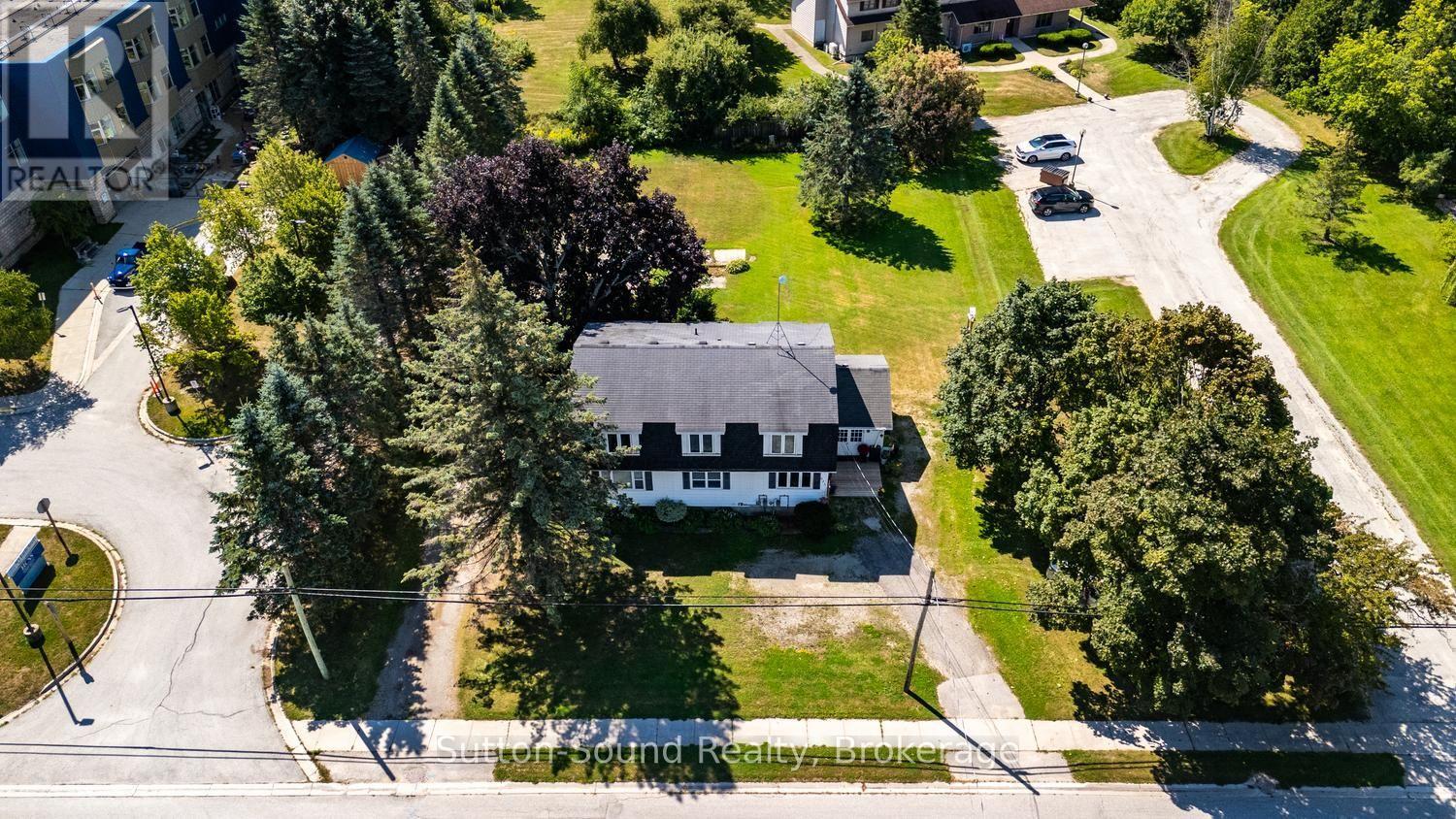 623 FRANK STREET - 31