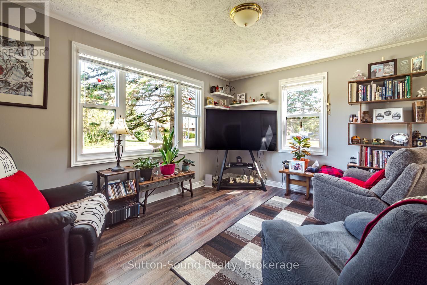 623 FRANK STREET - Image 6