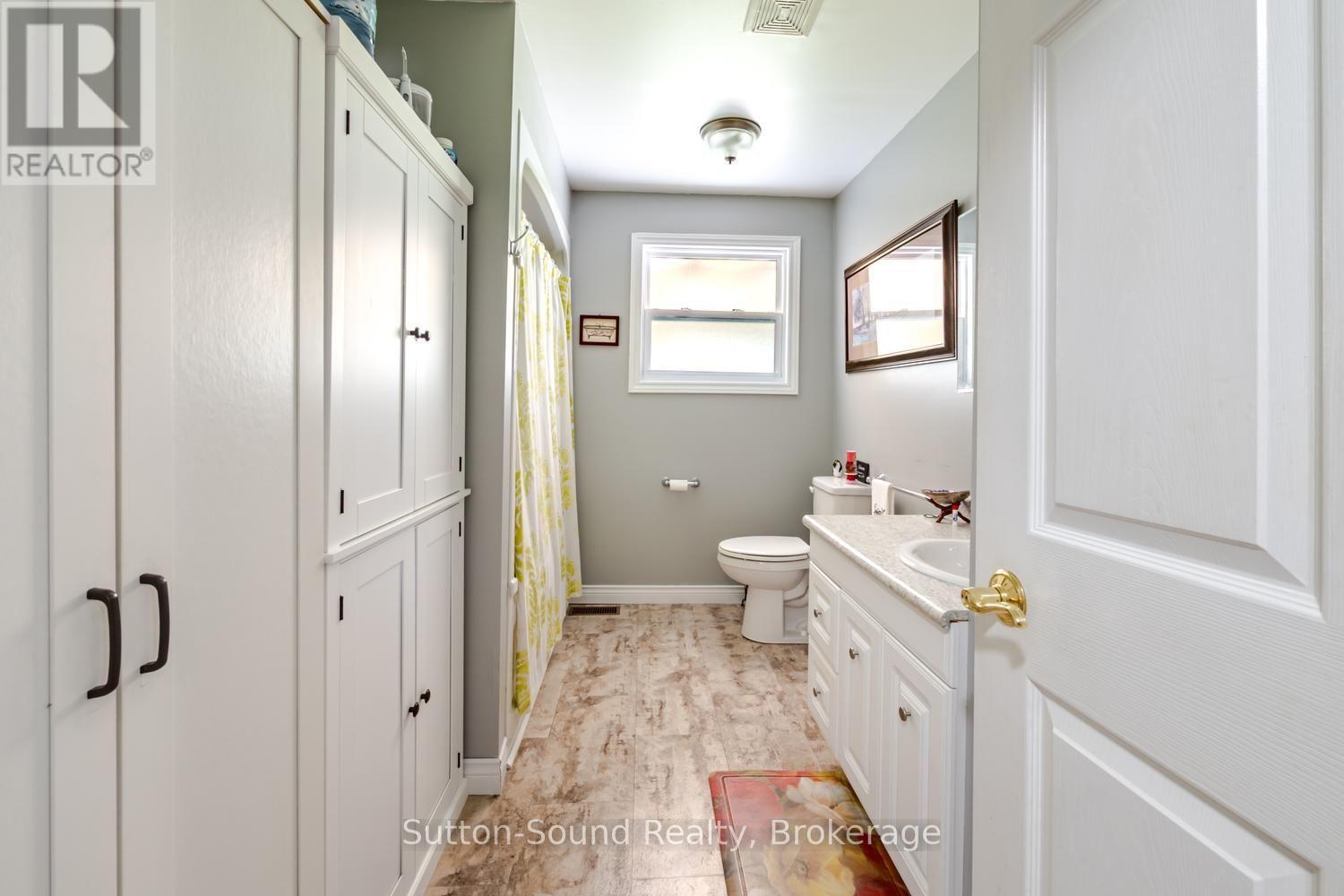 623 FRANK STREET - 9