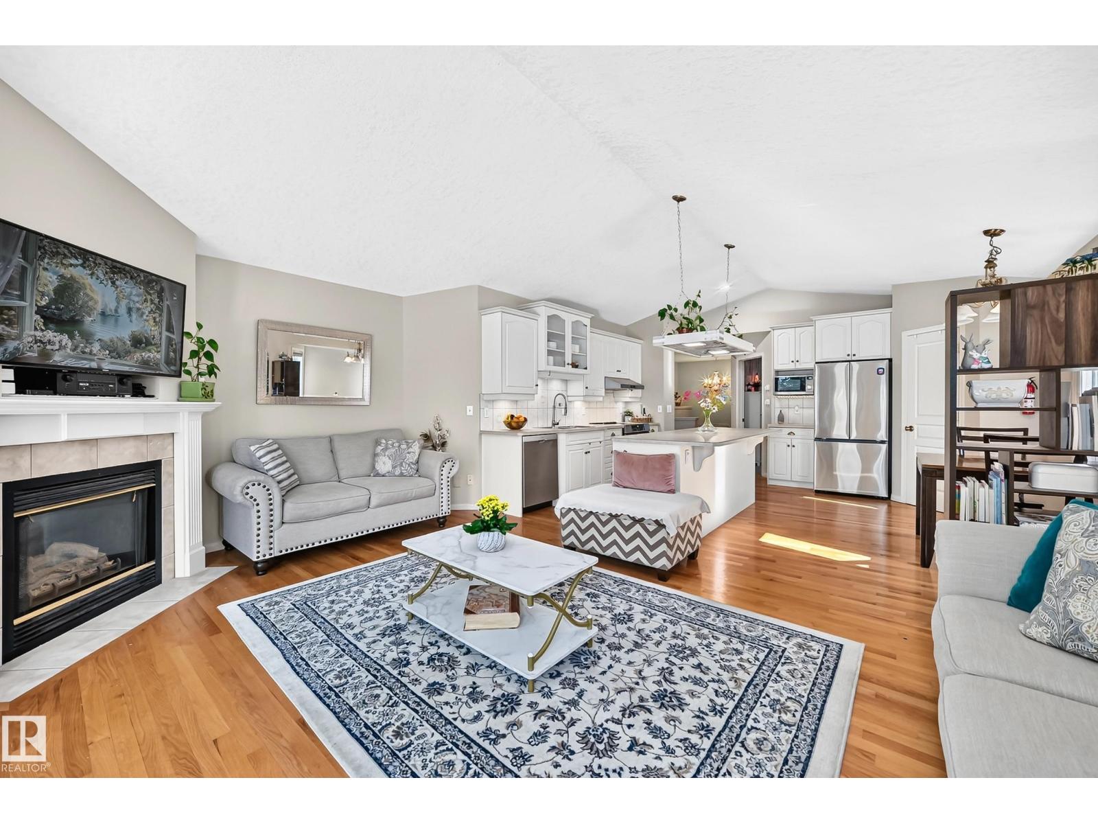 4210 37 AV NW - Image 9